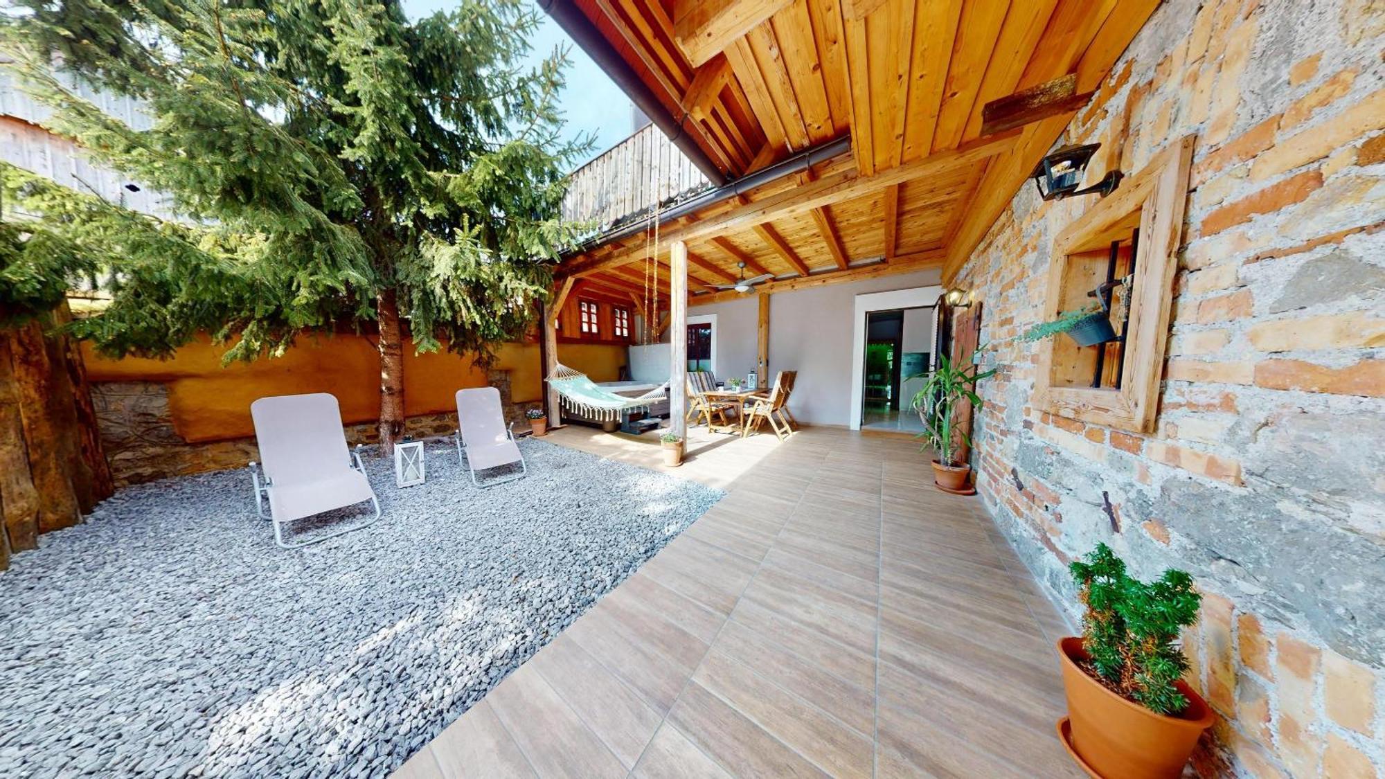 Resort Hisa Ida - Apartments With Hot Tub And Sauna Ivancna Gorica Екстер'єр фото