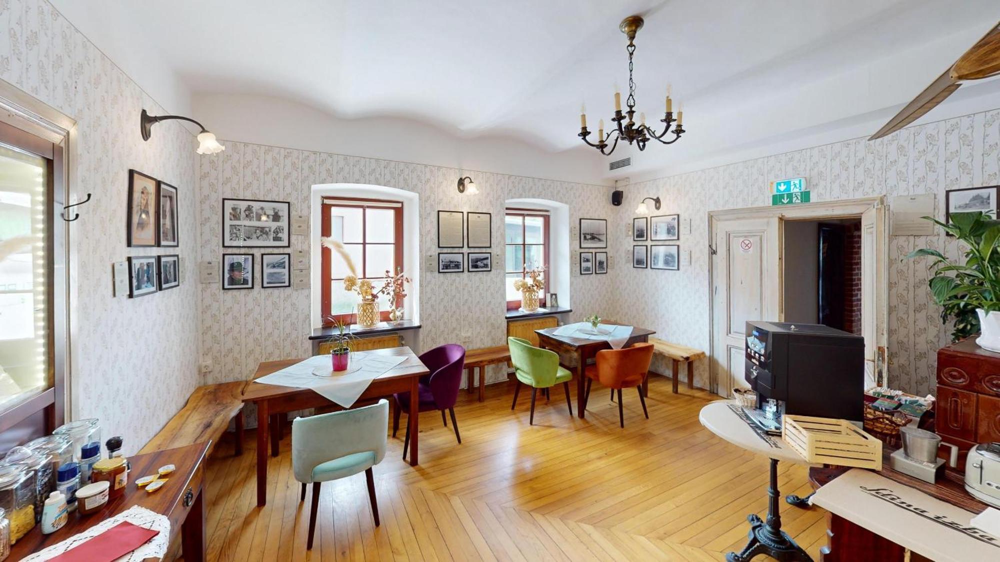 Resort Hisa Ida - Apartments With Hot Tub And Sauna Ivancna Gorica Екстер'єр фото